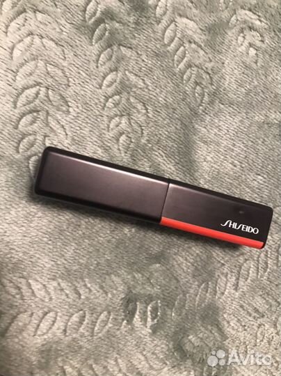 Shiseido помада