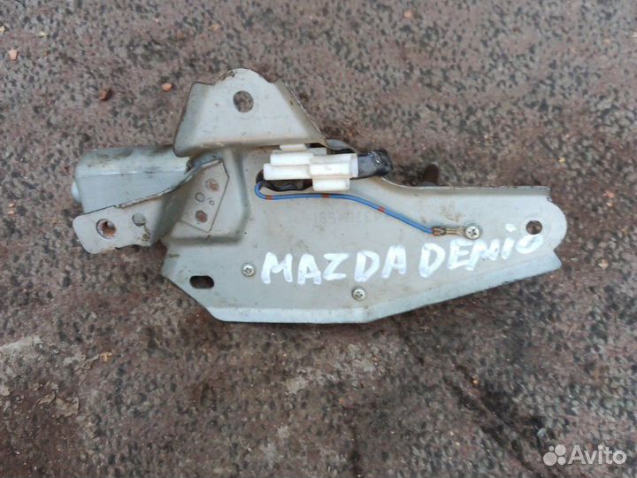 Мотор заднего дворника мазда демио DY3W