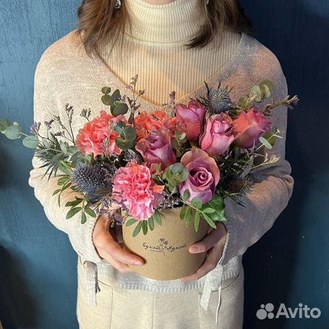 Коробка цветов «Любовь» розовые Розы гвоздика