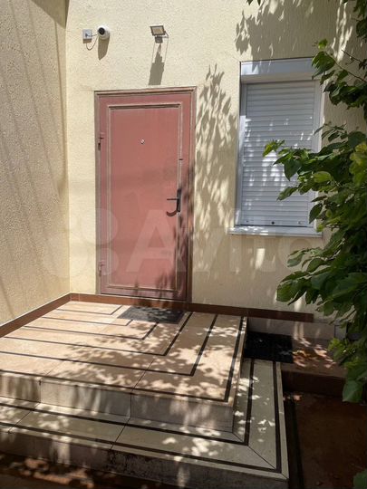 Дом 179,6 м² на участке 4,6 сот.