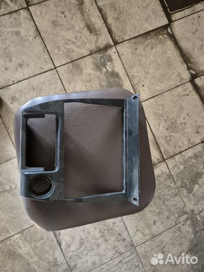 Центральная консоль toyota corolla