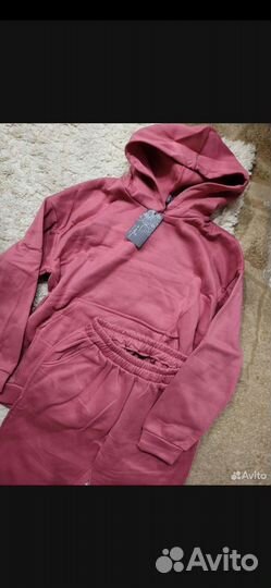 Спортивный костюм женский новый