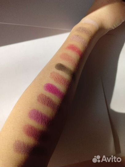 Палетка теней Vivienne Sabo Les Planetes