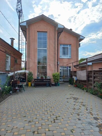 Дом 150 м² на участке 2,7 сот.