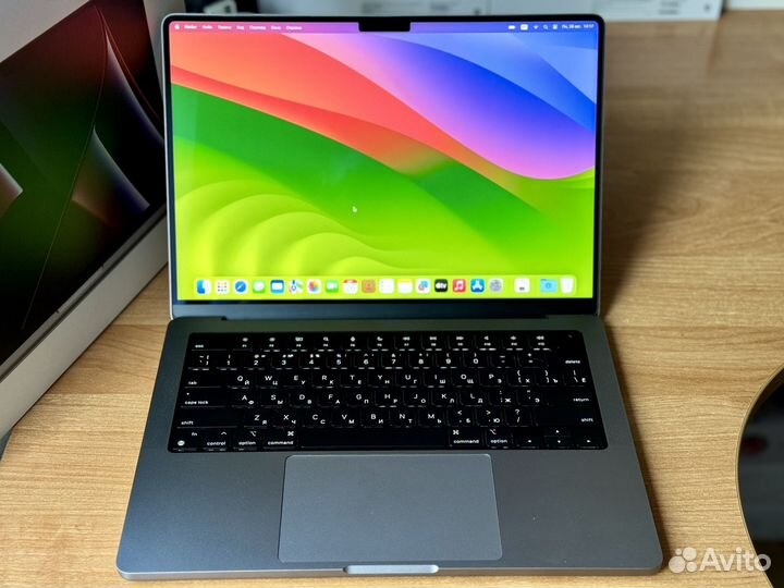 Apple macbook pro 14 m2 pro 16/512