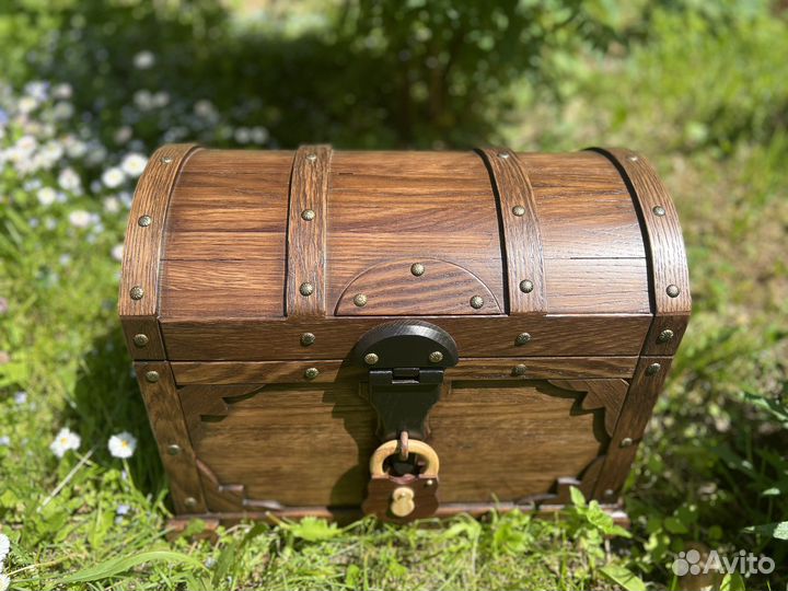 Сундук деревянный ручной работы