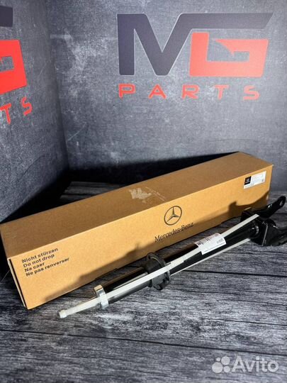 Aмортизатор передний Mercedes A1663232400