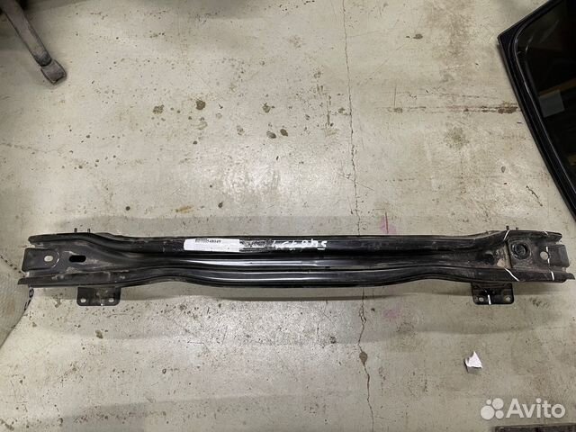 Volkswagen tiguan 2018 усилитель бампера заднего