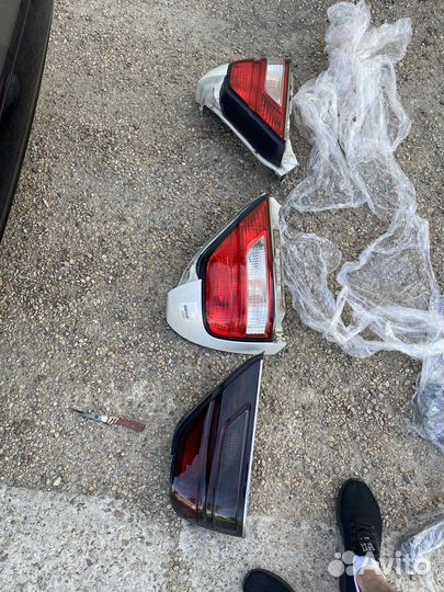 Продам стоп сигналы nissan cedric 33