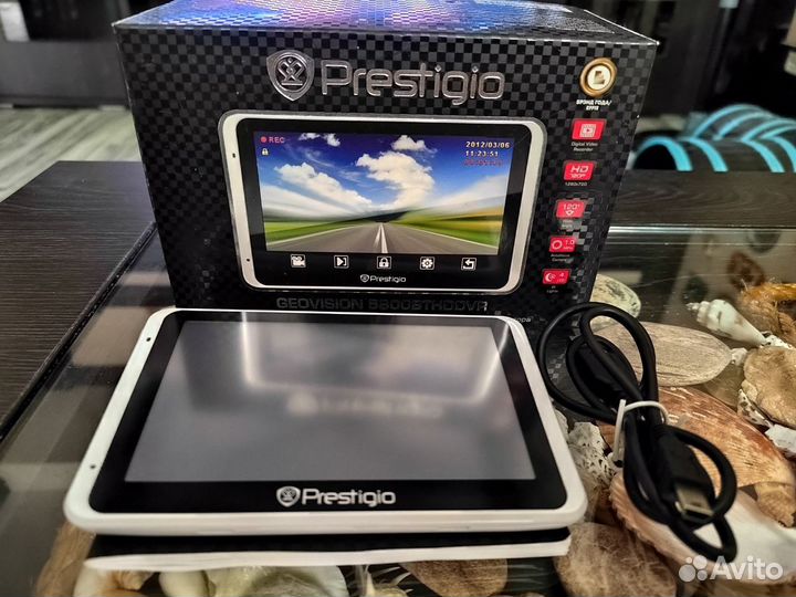 Навигатор-регистратор Prestigio Geovision 5800