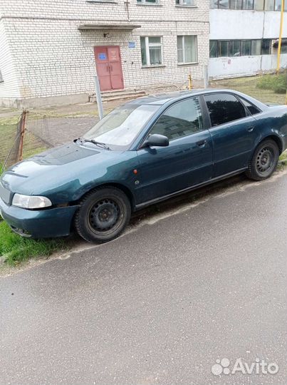 Audi A4 1.6 МТ, 1996, 232 000 км