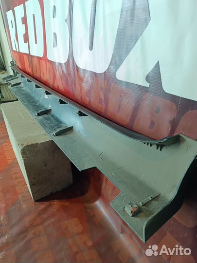 Накладка порога правого Kia Sportage 87754F1100