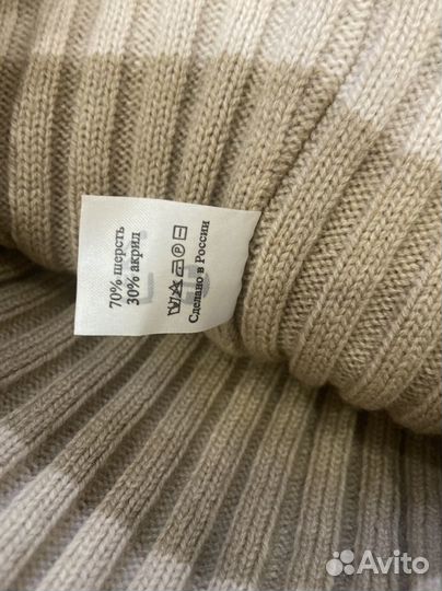 Шапка женская вязаная объемная