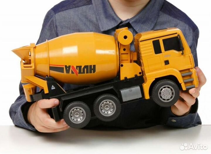 Новая бетономешалка на радиоуправлении. Миксер
