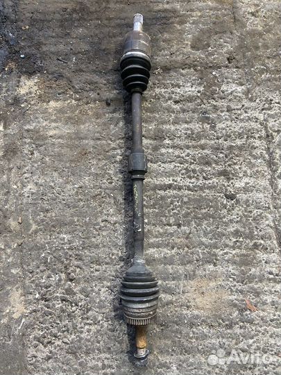 Привод передний правый 2.0 D4EA Hyundai Tucson 1