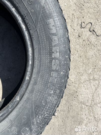 Marshal I'Zen RV Stud KC16 255/65 R17