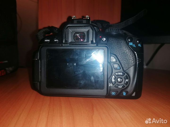 Зеркальный фотоаппарат canon 650d