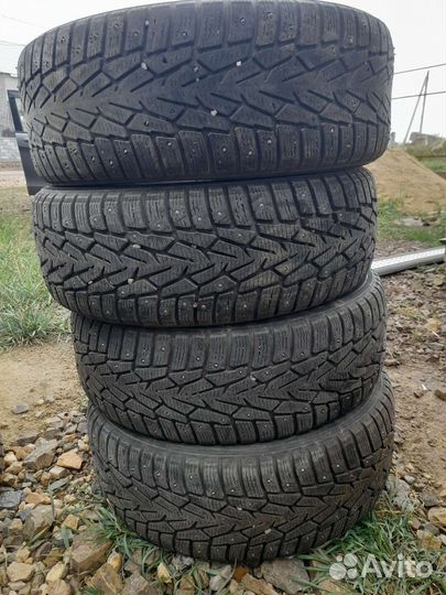 Nordman 7 215/65 R16