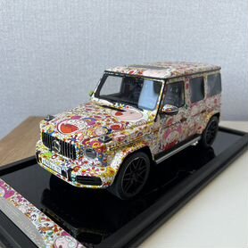 Mercedes g63 Takashi Murakami 1:18