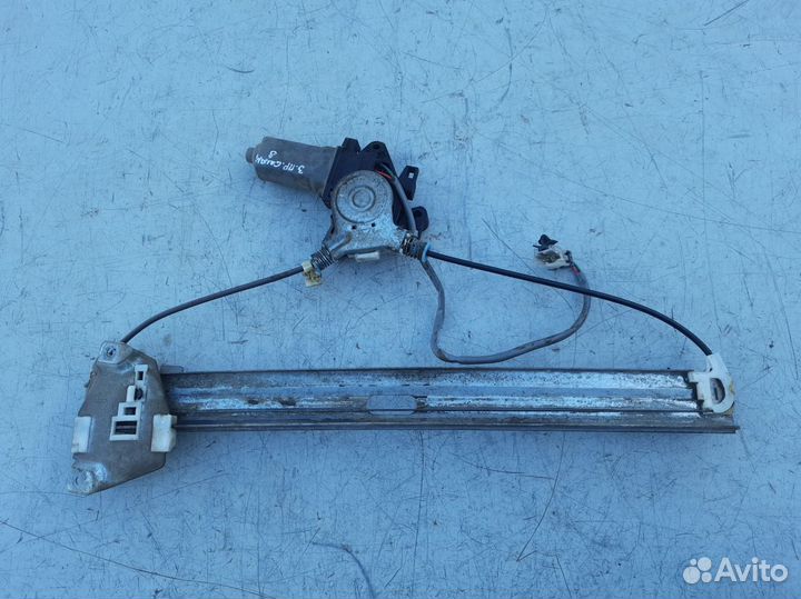 Стеклоподъемник задний правый Mitsubishi Galant 8