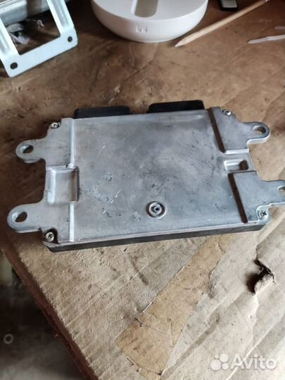 Блок управления двигателем mazda, E6T54471H4