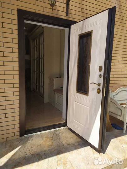 Дверь входная ковка