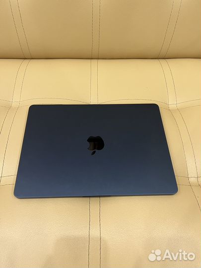 Apple macbook air 13 2022 m2 256