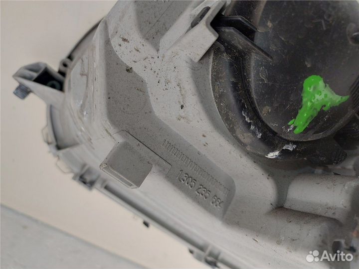 Фара (передняя) Mercedes C W203, 2003