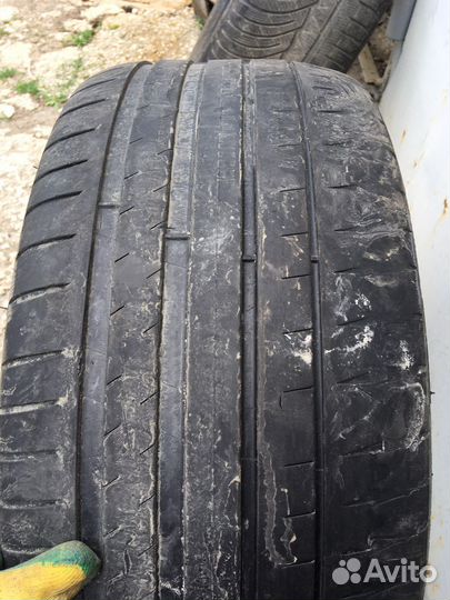 Michelin Pilot Sport 4 245/40 R18 и 275/35 R18