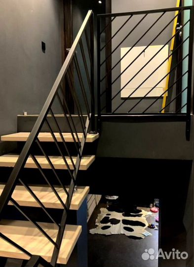 Г-образная лестница