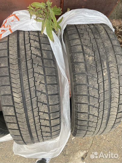 Bridgestone Blizzak VRX 225/55 R17