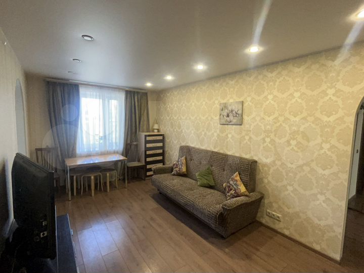 2-к. квартира, 60 м², 5/9 эт.