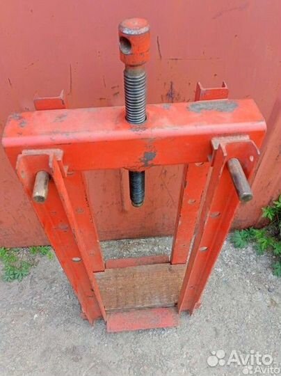 Пресс винтовой ручной