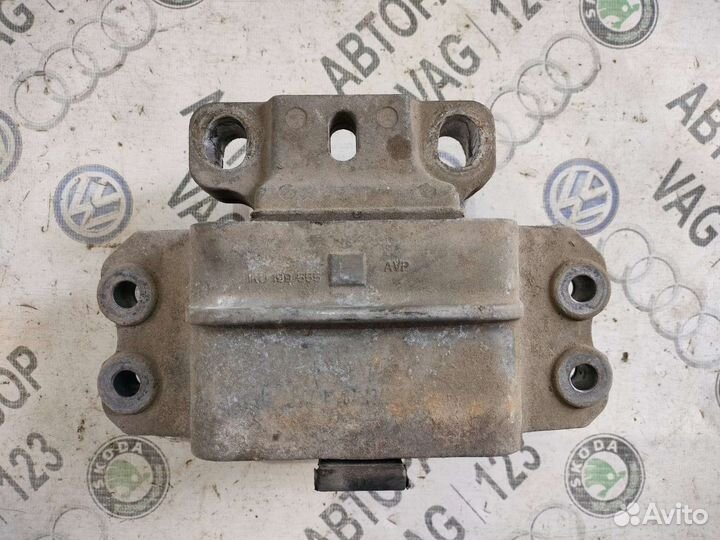 Подушка МКПП Фольксваген Гольф 5