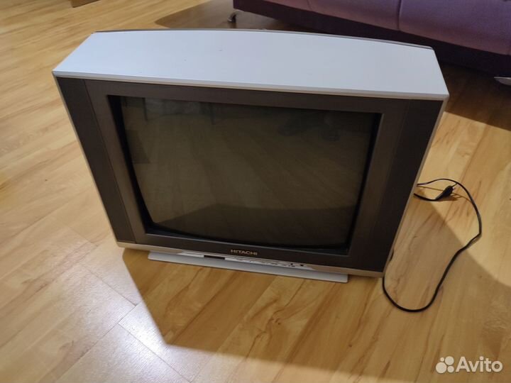 Рабочий ламповый телевизор цветной