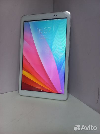 7 планшет Huawei