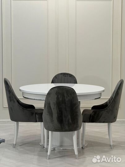 Столы и стулья.Оплата при получении