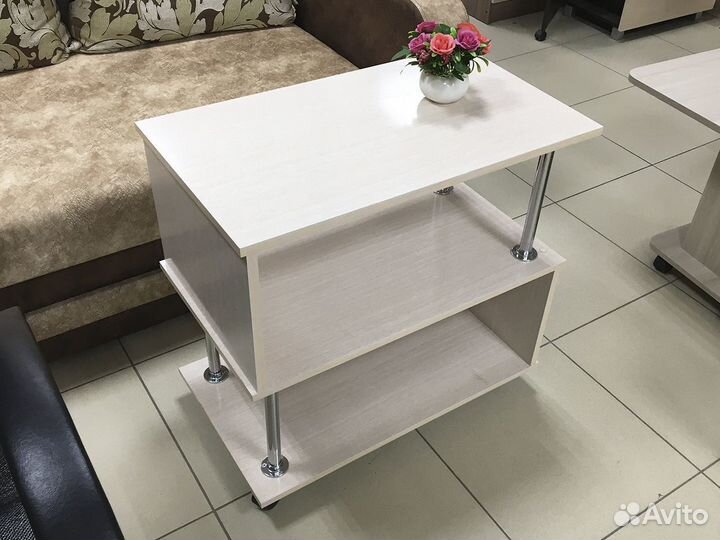 Стол журнальный на Греческой 88А