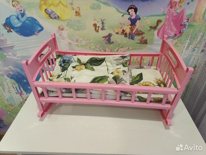 Кроватка для кукол