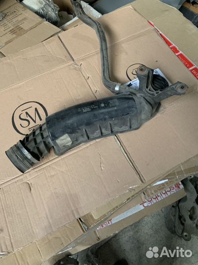 Воздуховод, патрубок интеркулера Mercedes 27109019