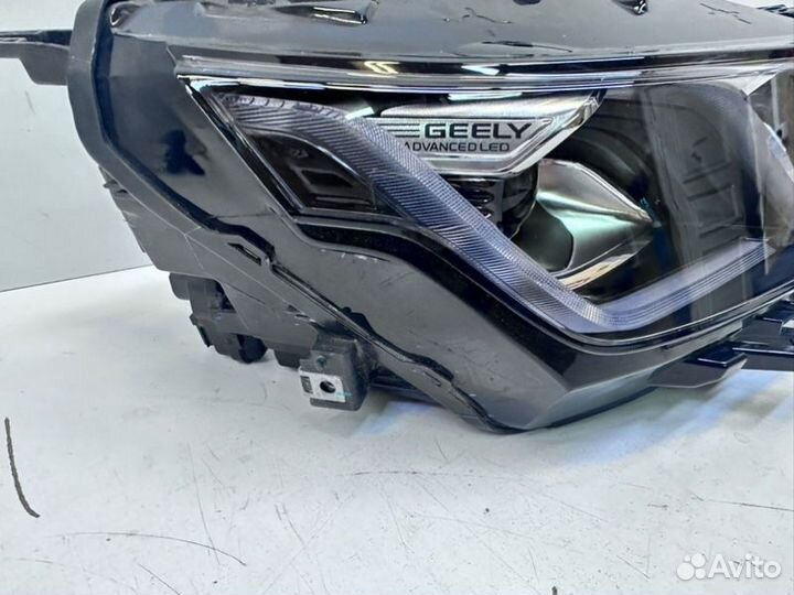 Фара правая Geely Coolray SX11 2020