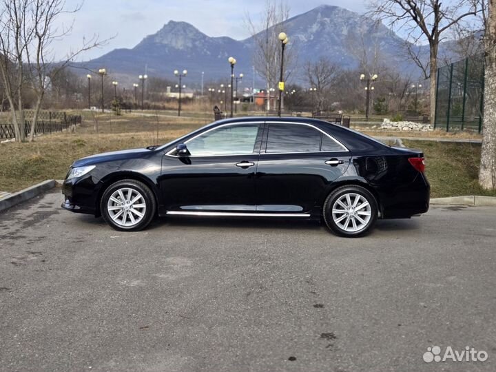 Toyota Camry 2.5 AT, 2014, 17 500 км