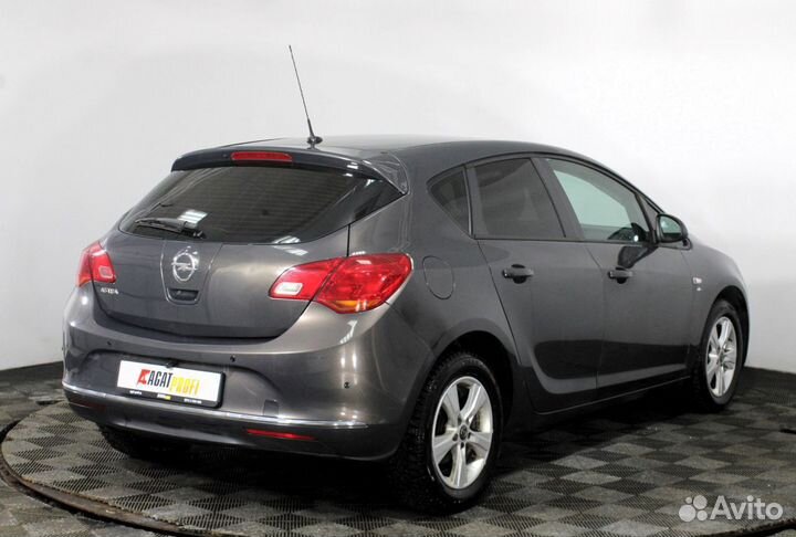 Opel Astra 1.6 МТ, 2014, 116 000 км