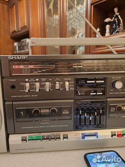 Магнитола sharp 700z. состояние очень достойное