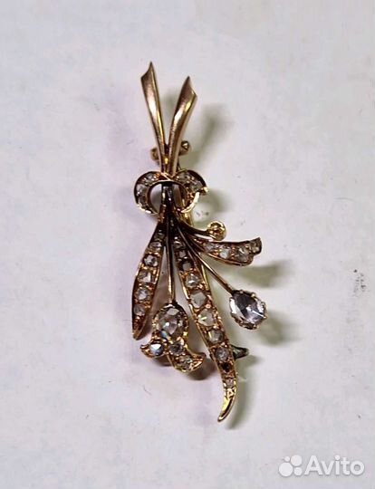 Золотая брошь с бриллиантами. Царская Россия