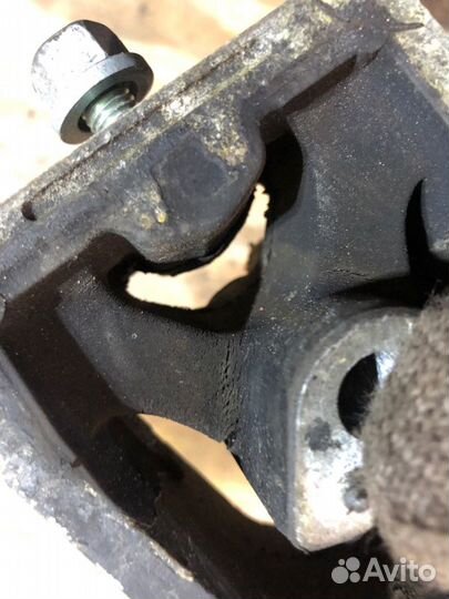 Подушка двигателя передняя Mercedes-Benz A-Class