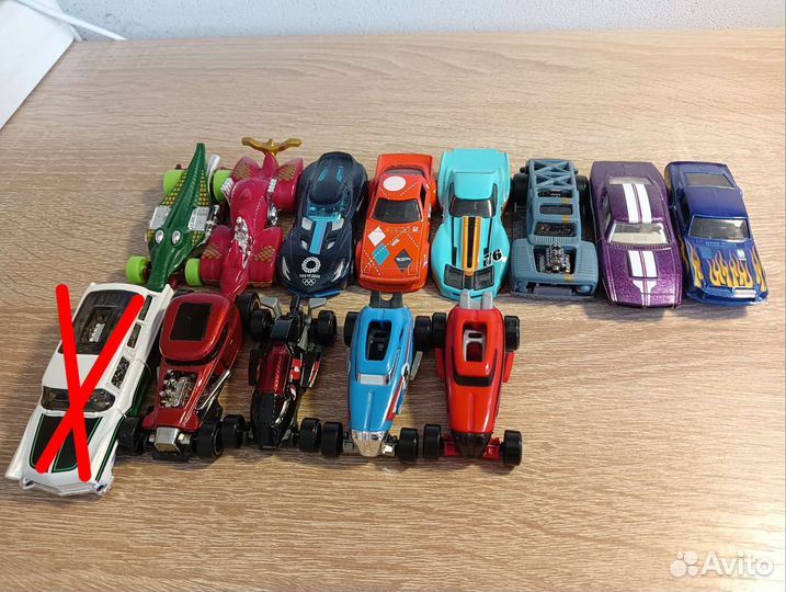 Машинки Hot Wheels