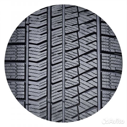 Bridgestone Blizzak Ice 225/40 R18 92H