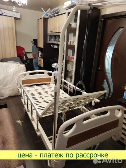 Медицинская кровать механическая