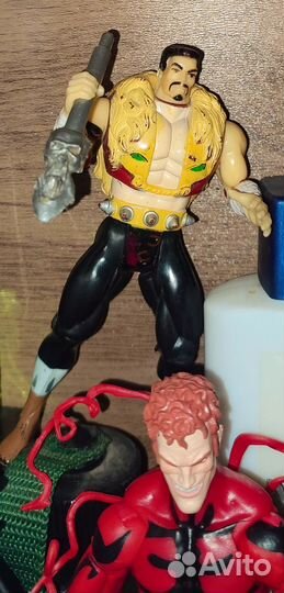 Фигурки Крейвен охотник и Веном